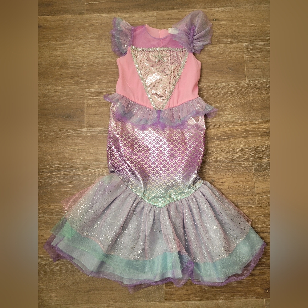Girls' Mermaid Costune, Size Small